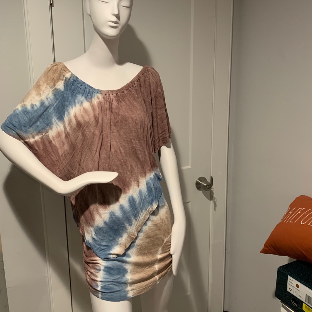 Young fabulous and broke dress